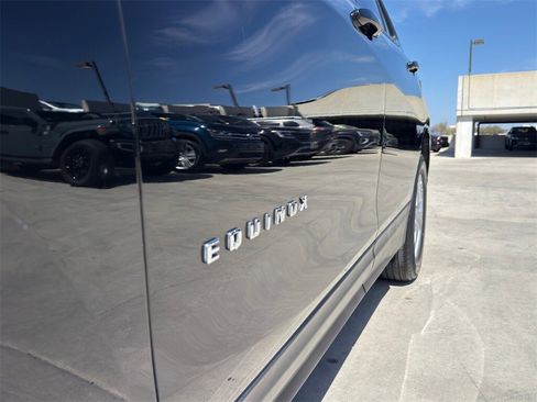 Used 2022 Chevrolet Equinox LS w/ LS Convenience Package image 5