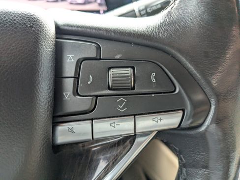 Used 2023 Cadillac Escalade Premium Luxury image 28