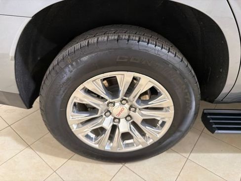 Used 2022 GMC Yukon Denali AWD/4WD image 31