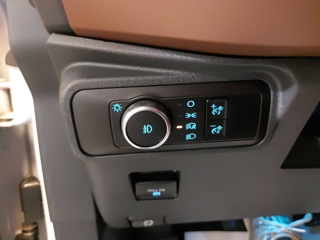 Used 2024 Ford Bronco Outer Banks AWD/4WD image 25