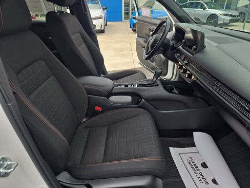 Certified 2025 Honda HR-V Sport image 58