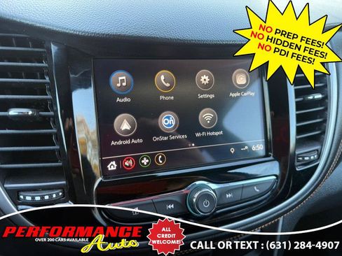 Used 2018 Chevrolet Trax LT w/ LT Convenience Package AWD/4WD image 11