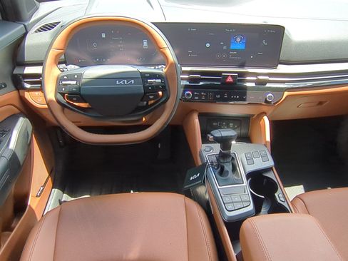 New 2026 Kia Sportage X-Line w/ X-Line Technology Package AWD/4WD image 12