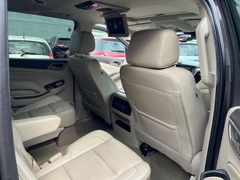 Used 2018 GMC Yukon XL Denali w/ Open Road Package AWD/4WD image 17