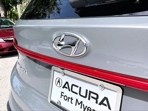 Used 2022 Hyundai Santa Fe Limited FWD image 31