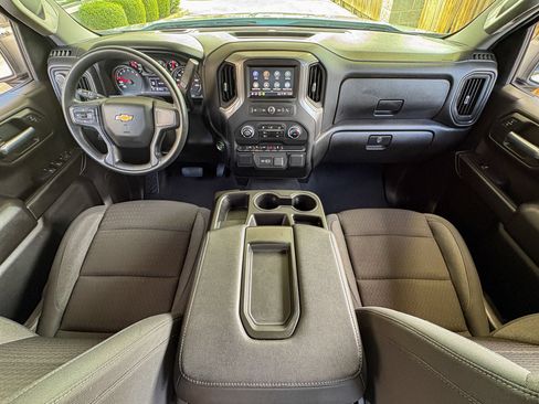 Used 2025 Chevrolet Silverado 1500 Custom AWD/4WD image 30