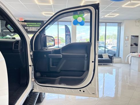 Used 2019 Ford F150 XLT w/ Equipment Group 302A Luxury AWD/4WD image 36