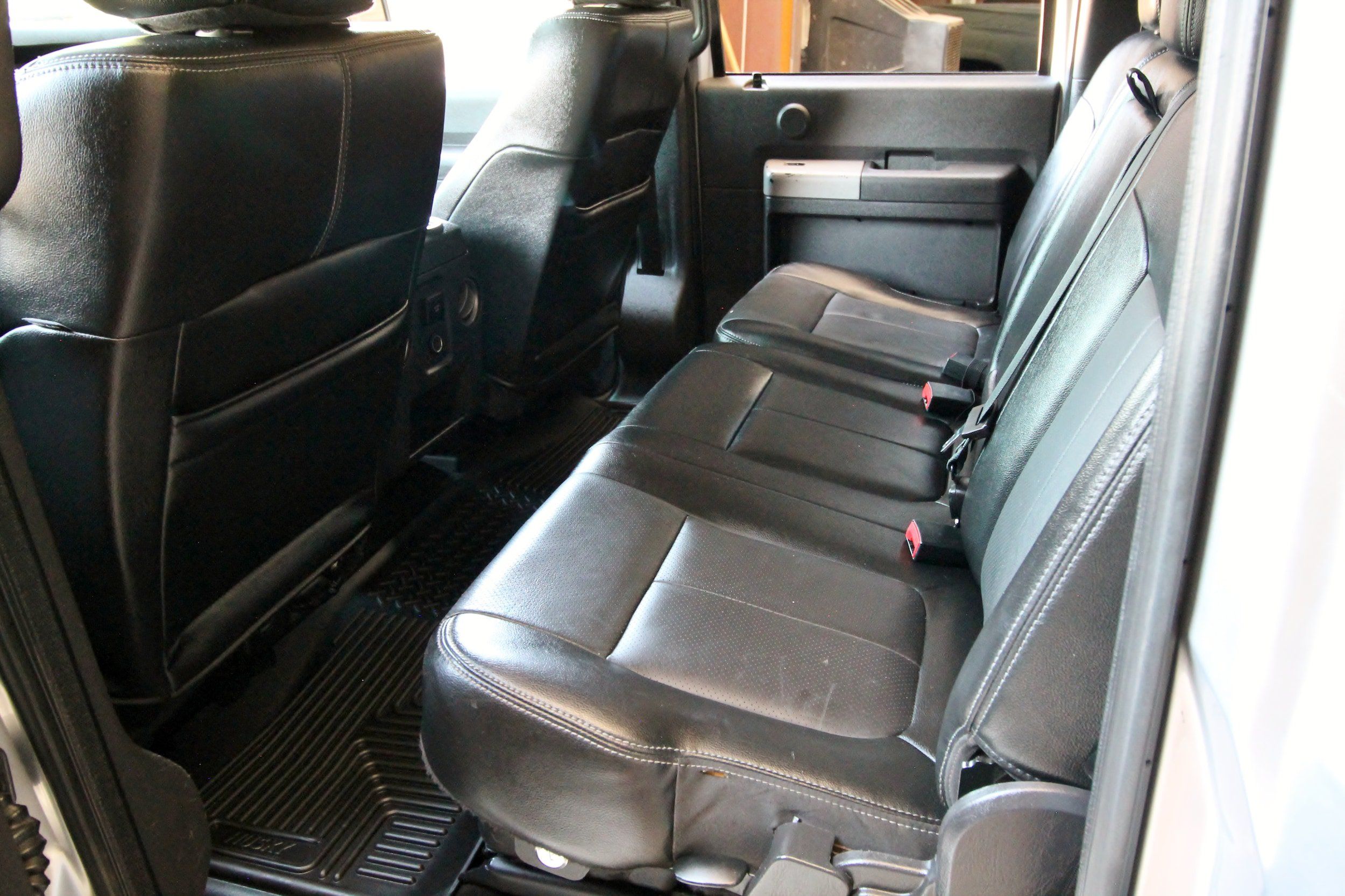 Used 2015 Ford F250 Lariat w/ Lariat Ultimate Package AWD/4WD image 45