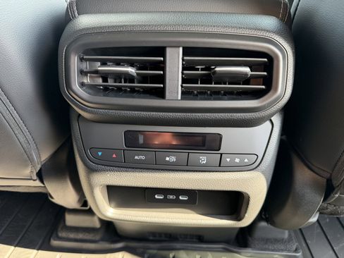 New 2025 Honda Pilot EX-L image 22