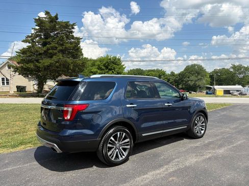 Used 2017 Ford Explorer Platinum AWD/4WD image 33