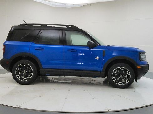 New 2025 Ford Bronco Sport Outer Banks w/ Outer Banks Tech Package+ image 9