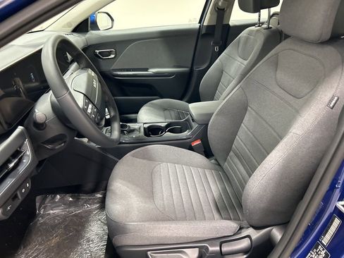 New 2025 Kia K4 EX image 9