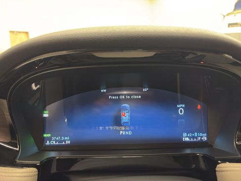 Used 2025 Lincoln Corsair Grand Touring w/ Equipment Group 301A image 22