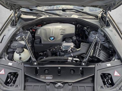 Used 2013 BMW 528i Sedan RWD image 23