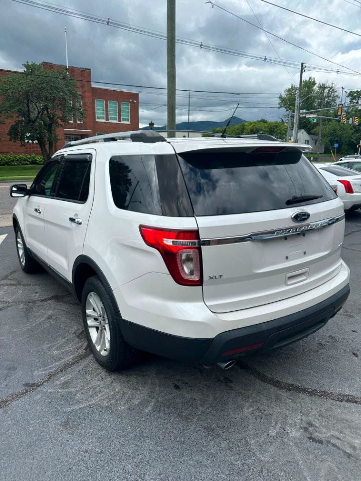 Used 2014 Ford Explorer XLT w/ Equipment Group 201A AWD/4WD image 3