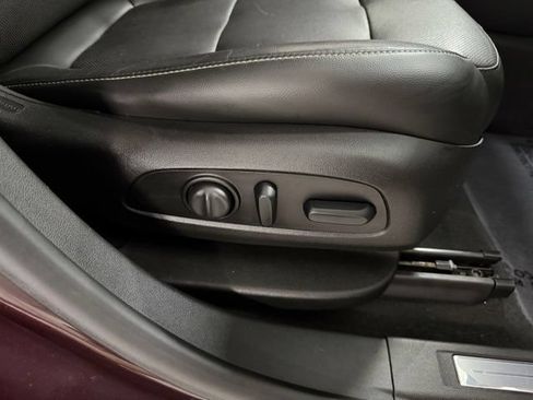 Used 2018 GMC Acadia SLT AWD/4WD image 25