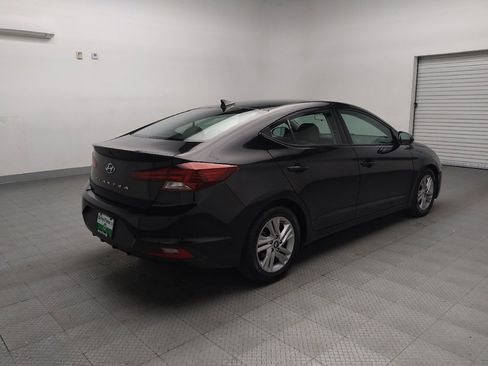 Used 2020 Hyundai Elantra SEL image 9