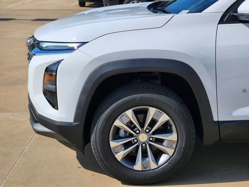New 2026 Chevrolet Equinox LT FWD image 5