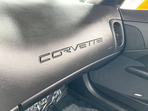 Used 2007 Chevrolet Corvette Z06 w/ Preferred Equipment Group image 18