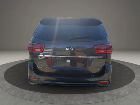 Used 2021 Kia Sedona EX w/ EX Premium Package FWD image 6