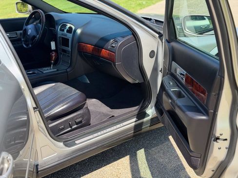 Used 2003 Lincoln LS RWD image 11
