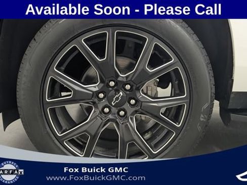 Used 2023 Chevrolet Suburban RST w/ Sport Performance Package AWD/4WD image 39