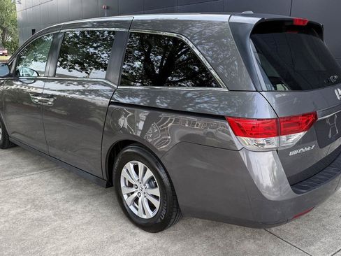Used 2016 Honda Odyssey SE image 8