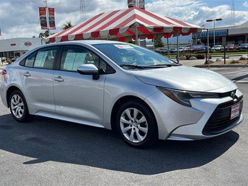 Certified 2023 Toyota Corolla LE image 8