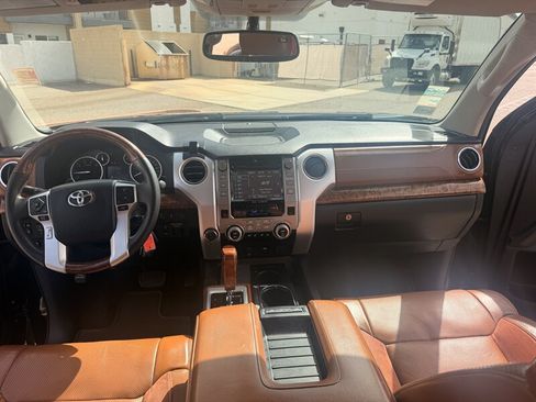 Used 2017 Toyota Tundra Platinum AWD/4WD image 23