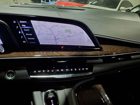 Used 2023 Cadillac Escalade Sport Platinum image 35