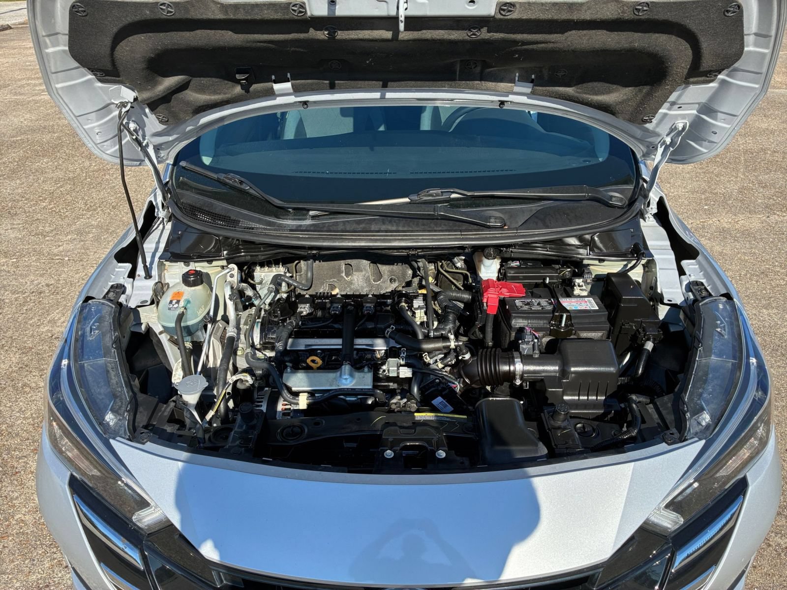 Used 2025 Nissan Versa SV FWD image 29