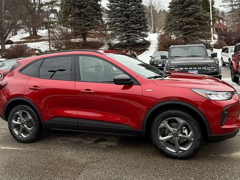 New 2026 Ford Escape ST-Line w/ Cold Weather Package AWD/4WD image 4