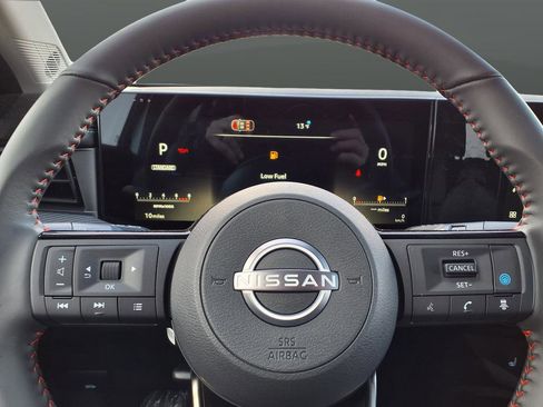 New 2026 Nissan Kicks SR w/ Cold Weather Package AWD/4WD image 34