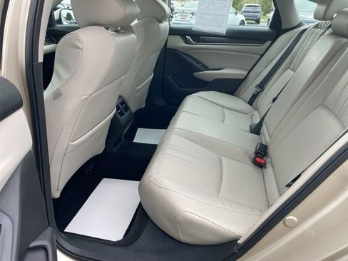 Used 2018 Honda Accord Touring image 62