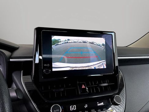 Used 2024 Toyota Corolla LE FWD image 15