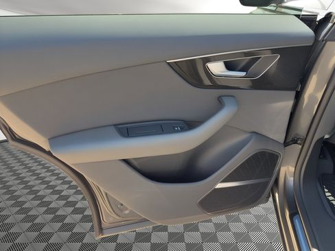 New 2026 Audi Q8 Premium image 17