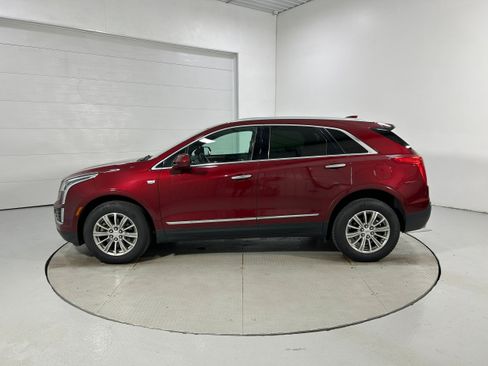 Used 2017 Cadillac XT5 Luxury w/ Driver Awareness Package AWD/4WD image 21