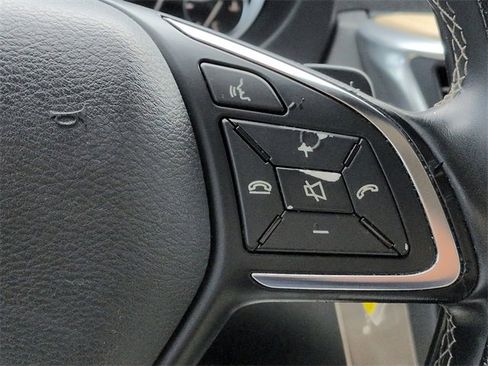 Used 2017 INFINITI QX30 Premium w/ Navigation Package image 28