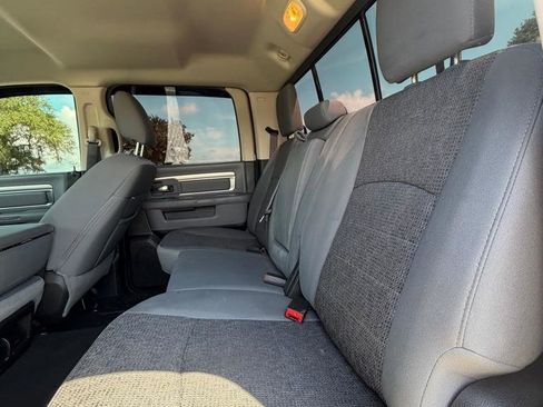 Used 2019 RAM 1500 Big Horn RWD image 12
