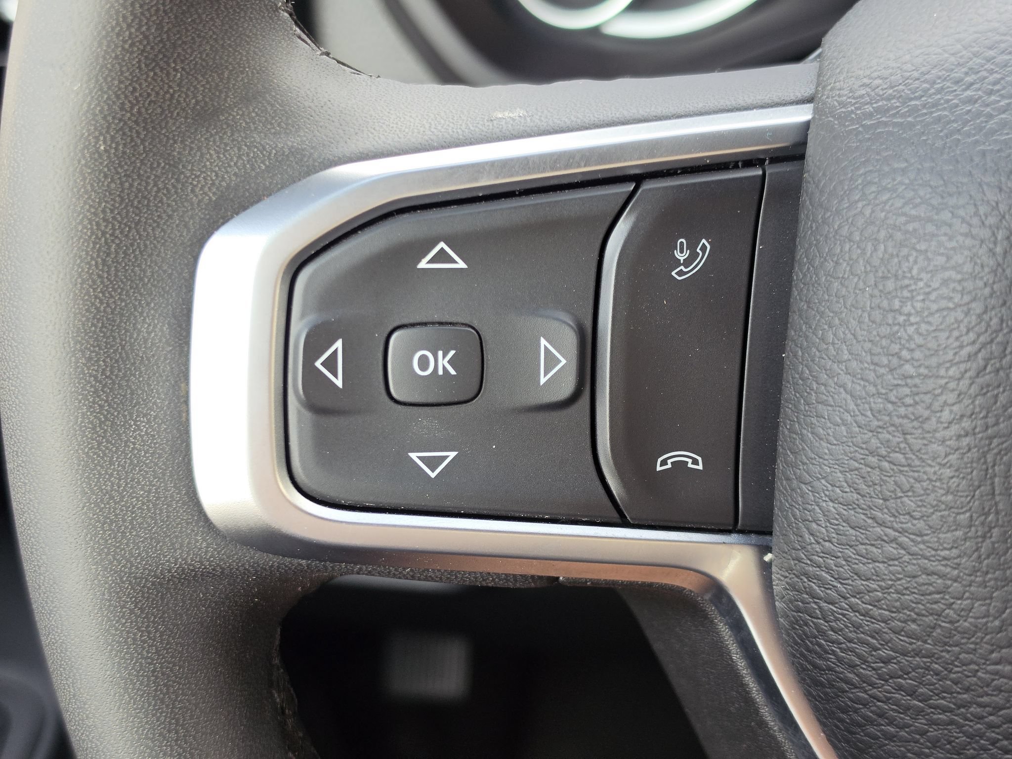 Used 2025 RAM 2500 Big Horn AWD/4WD image 17