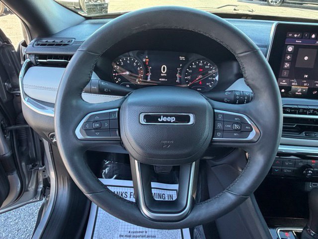 Used 2023 Jeep Compass Limited AWD/4WD image 23