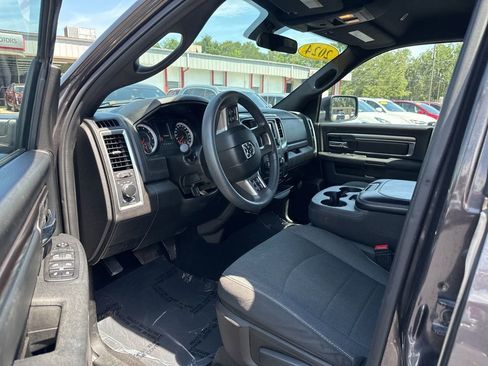 Used 2024 RAM 1500 Classic Warlock AWD/4WD image 9