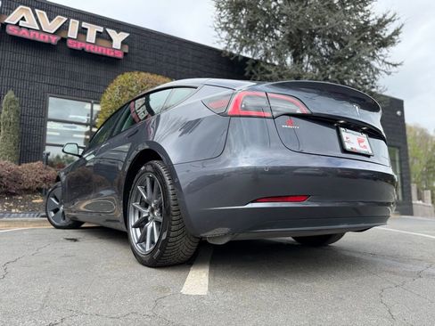 Used 2022 Tesla Model 3 Long Range image 17