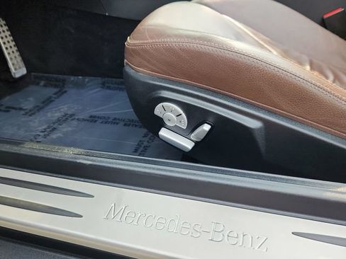 Used 2005 Mercedes-Benz SLK 350 image 24