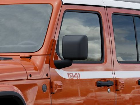 New 2026 Jeep Wrangler Unlimited Sahara AWD/4WD image 12