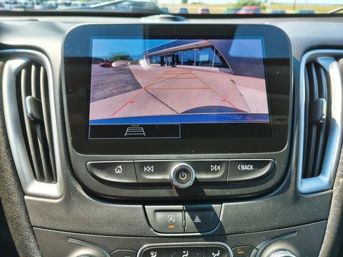 Used 2024 Chevrolet Malibu LT FWD image 4