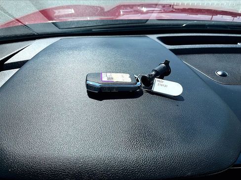 Used 2023 Kia Sorento S FWD image 12