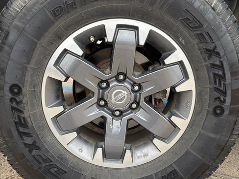 Used 2019 Nissan Frontier PRO-4X w/ Pro-4x Luxury Package image 8