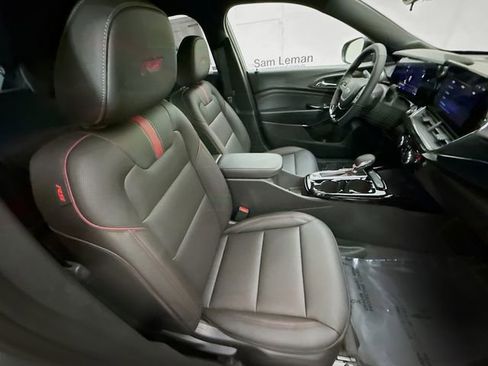 New 2026 Chevrolet Trax RS w/ Driver Confidence Package image 28