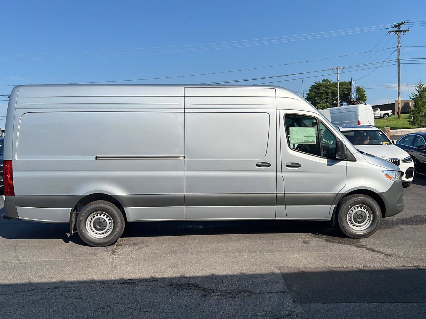 Used 2026 Mercedes-Benz Sprinter 2500 image 4
